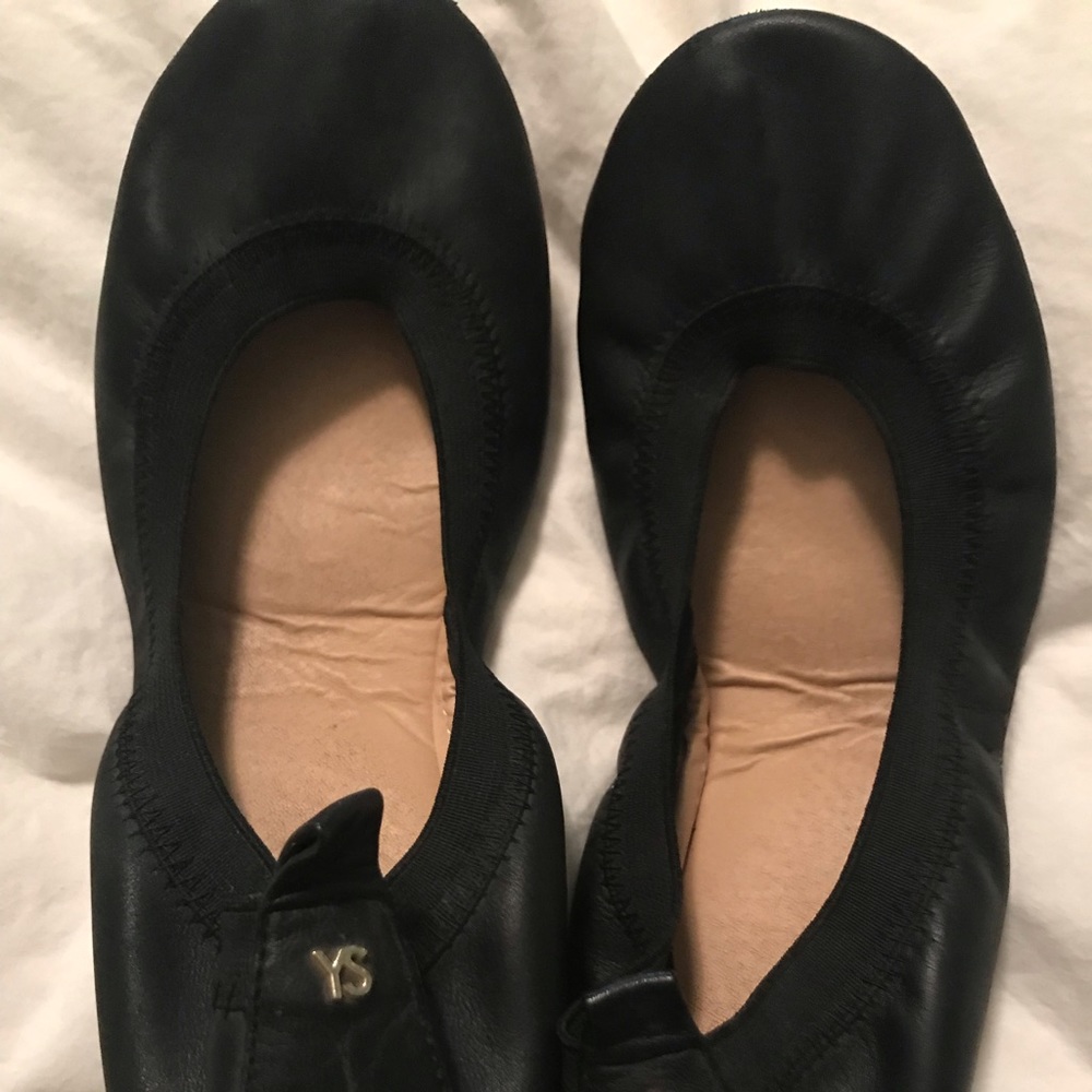 Yosi Samra Black Leather Flats